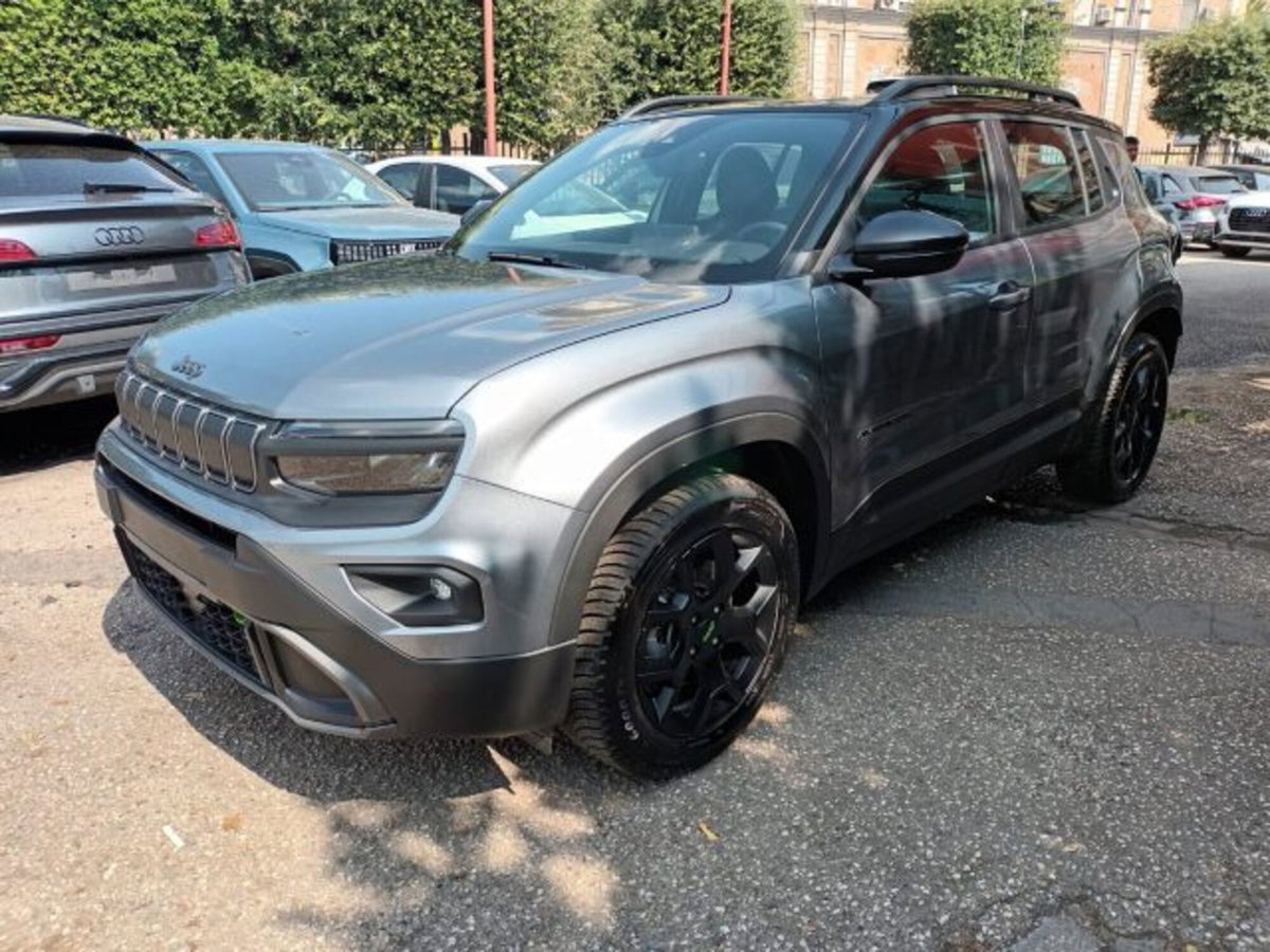 Jeep Avenger 1.2 turbo e-hybrid mhev Upland 4xe 145cv edct6 (2)