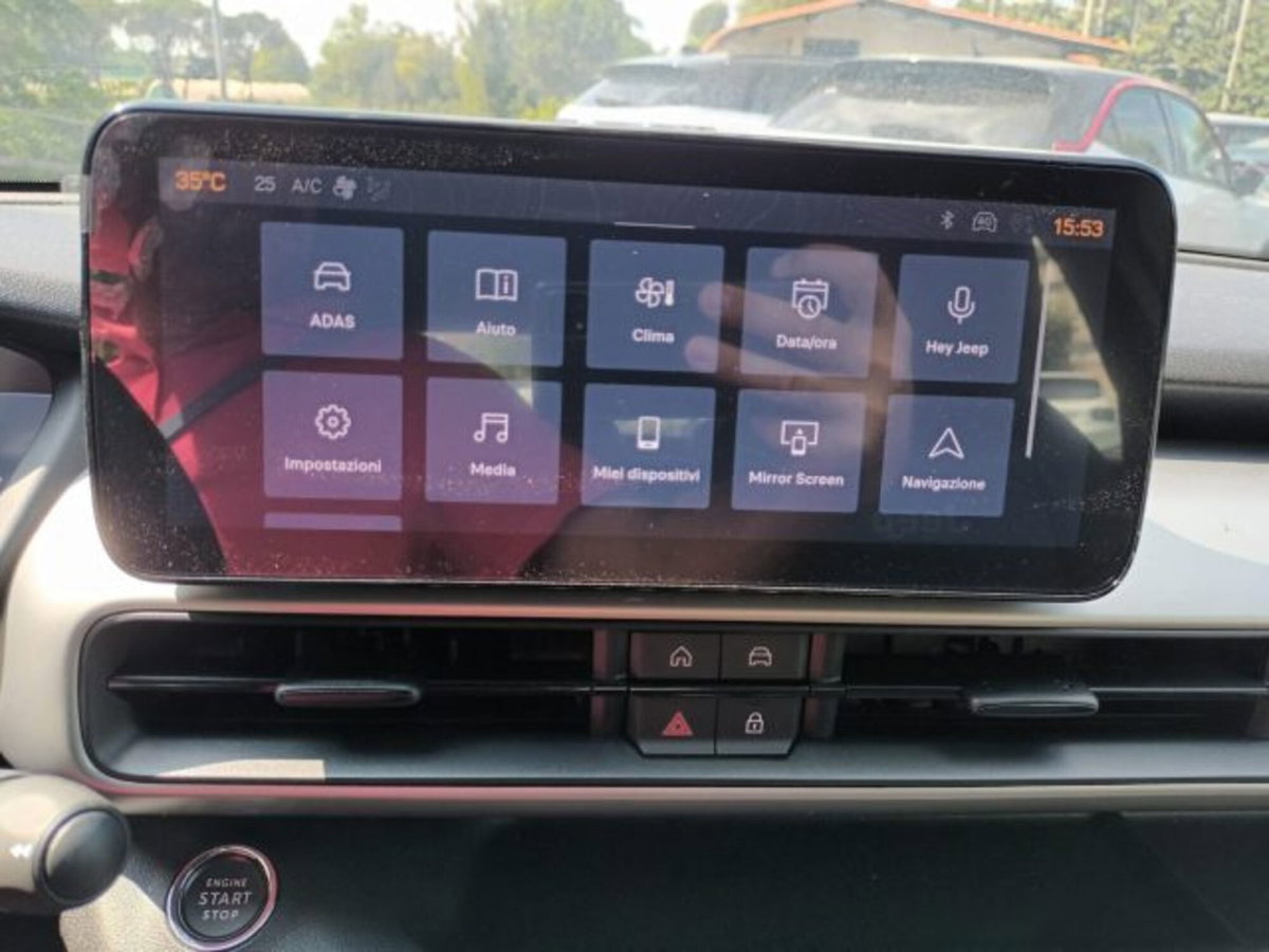 Jeep Avenger 1.2 turbo e-hybrid mhev Upland 4xe 145cv edct6 (9)
