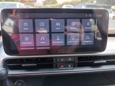 Jeep Avenger 1.2 turbo e-hybrid mhev Upland 4xe 145cv edct6 (10)