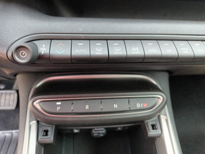 Jeep Avenger 1.2 turbo e-hybrid mhev Upland 4xe 145cv edct6 (12)