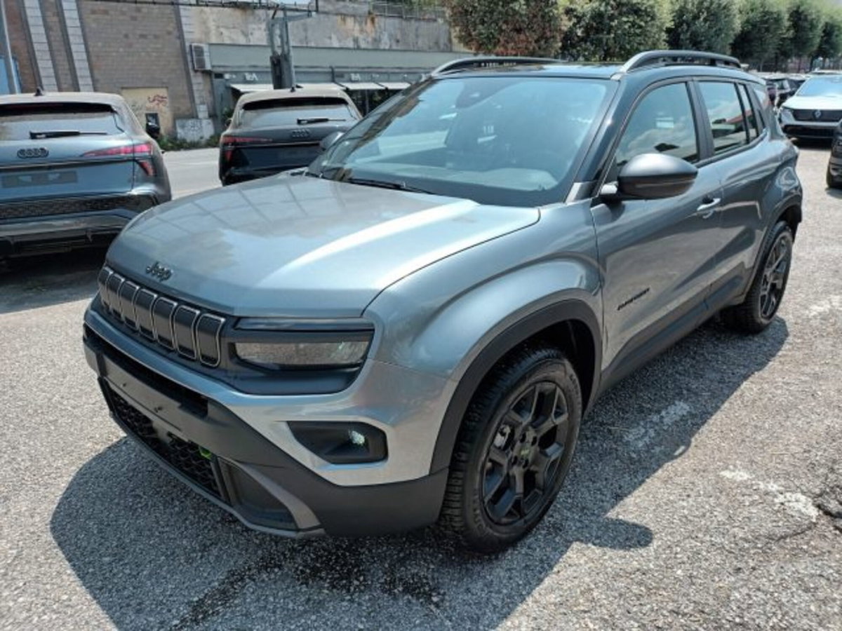 Jeep Avenger 1.2 turbo e-hybrid mhev Upland 4xe 145cv edct6 (2)