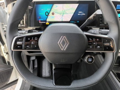 Renault Rafale 1.2 full hybrid Techno 200cv auto (16)