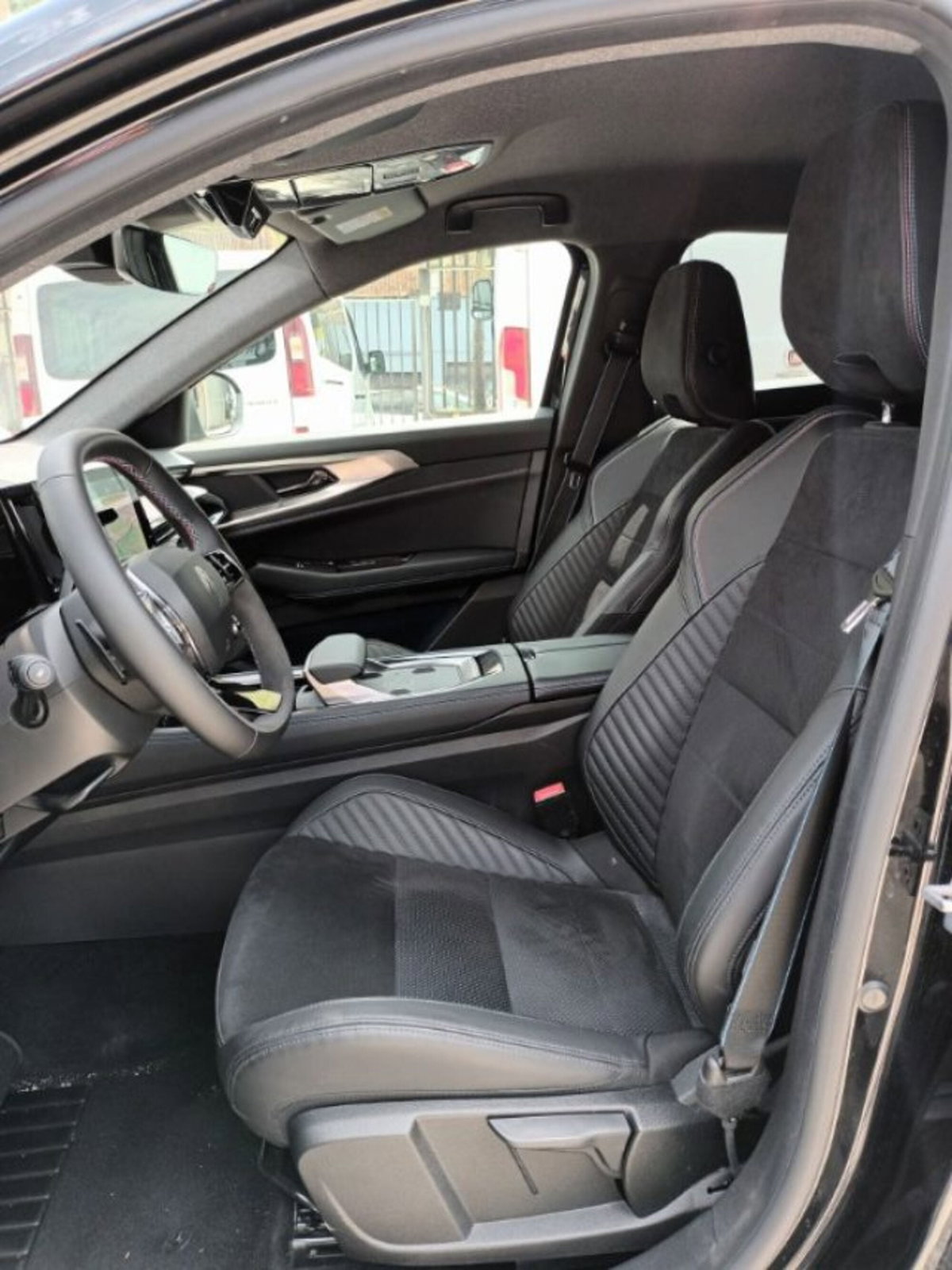 Renault Rafale 1.2 full hybrid esprit Alpine 200cv auto (7)