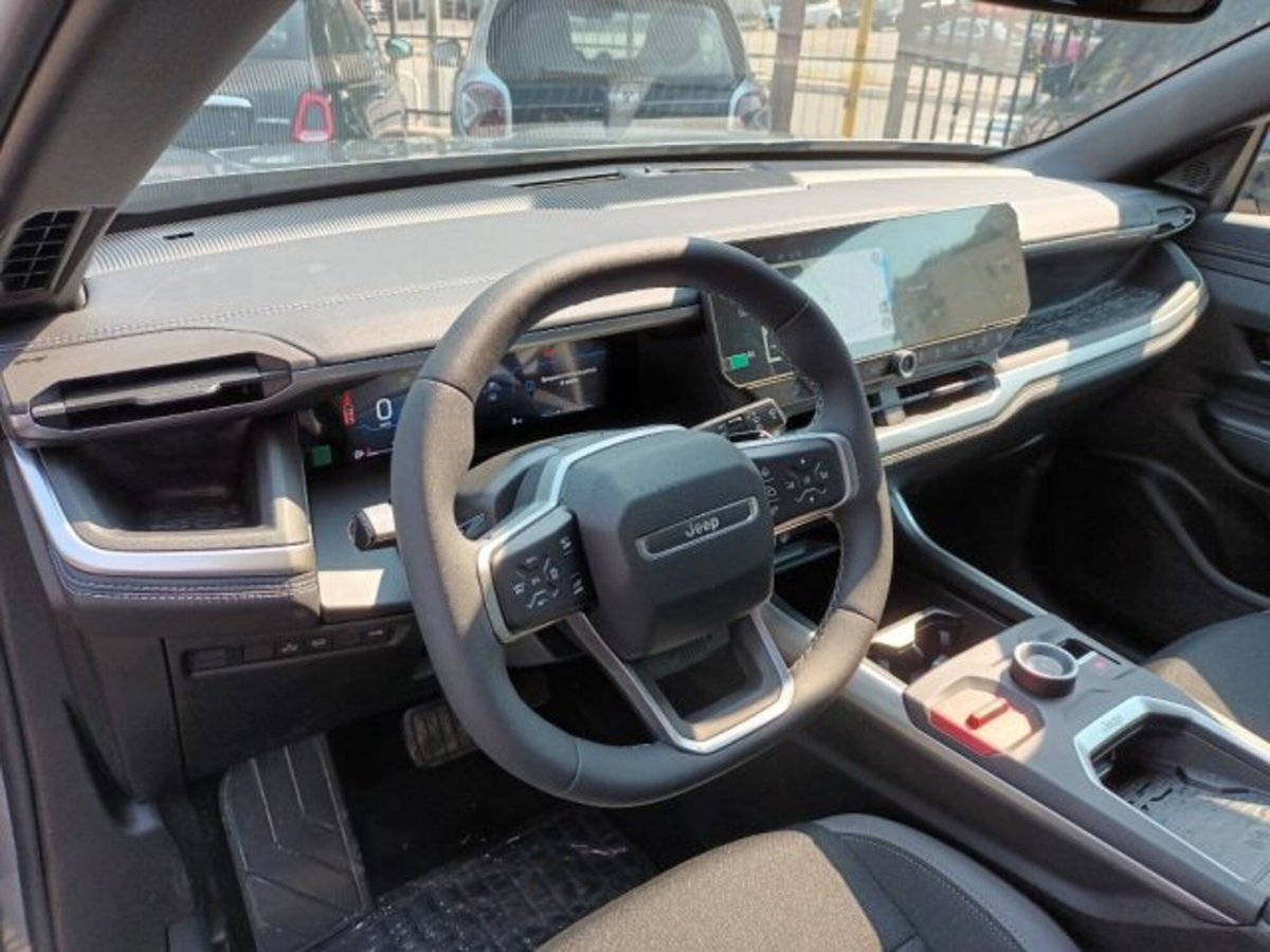 Jeep Compass 1.2 turbo e-hybrid mhev First Edition fwd 145cv edct6 (11)