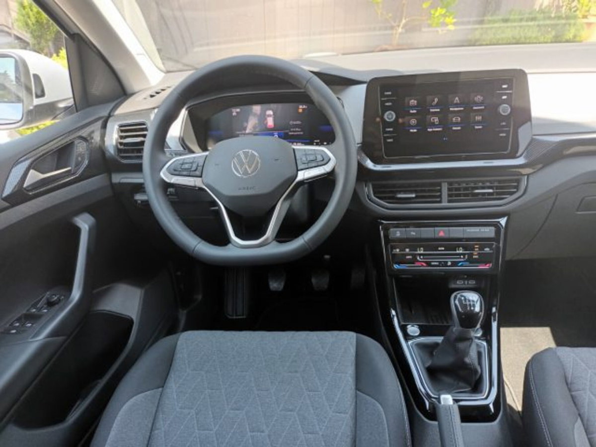 Volkswagen T-Cross 1.0 tsi Edition 115cv (9)
