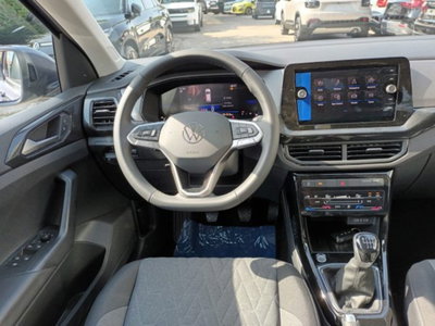 Volkswagen T-Cross 1.0 tsi Edition 115cv (9)