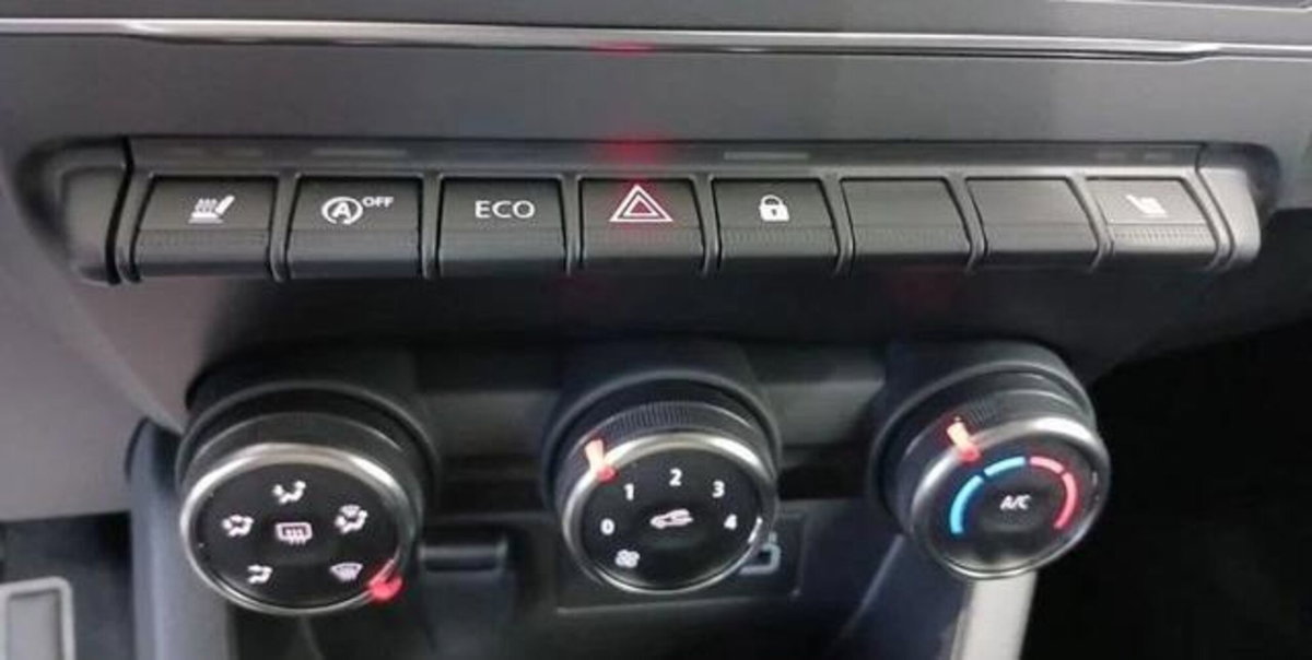 Renault Clio 1.0 tce Evolution Gpl 100cv (11)