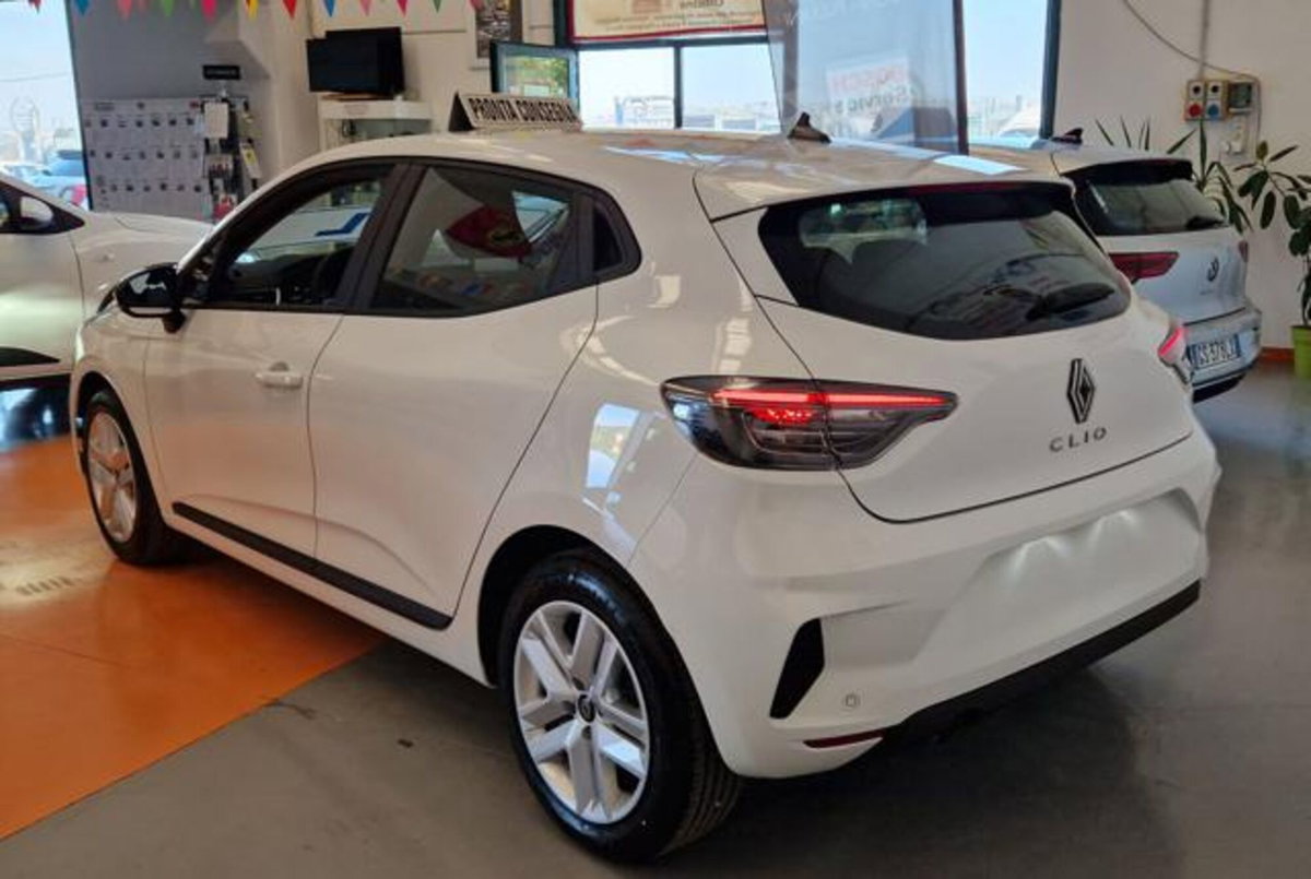 Renault Clio 1.0 tce Evolution Gpl 100cv (5)