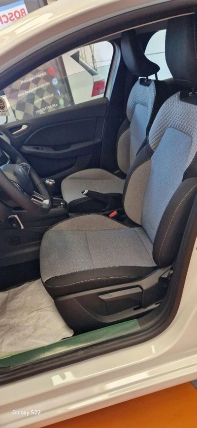 Renault Clio 1.0 tce Evolution Gpl 100cv (7)