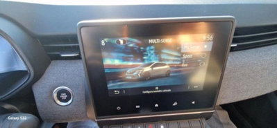 Renault Clio 1.0 tce Techno Gpl 100cv (9)