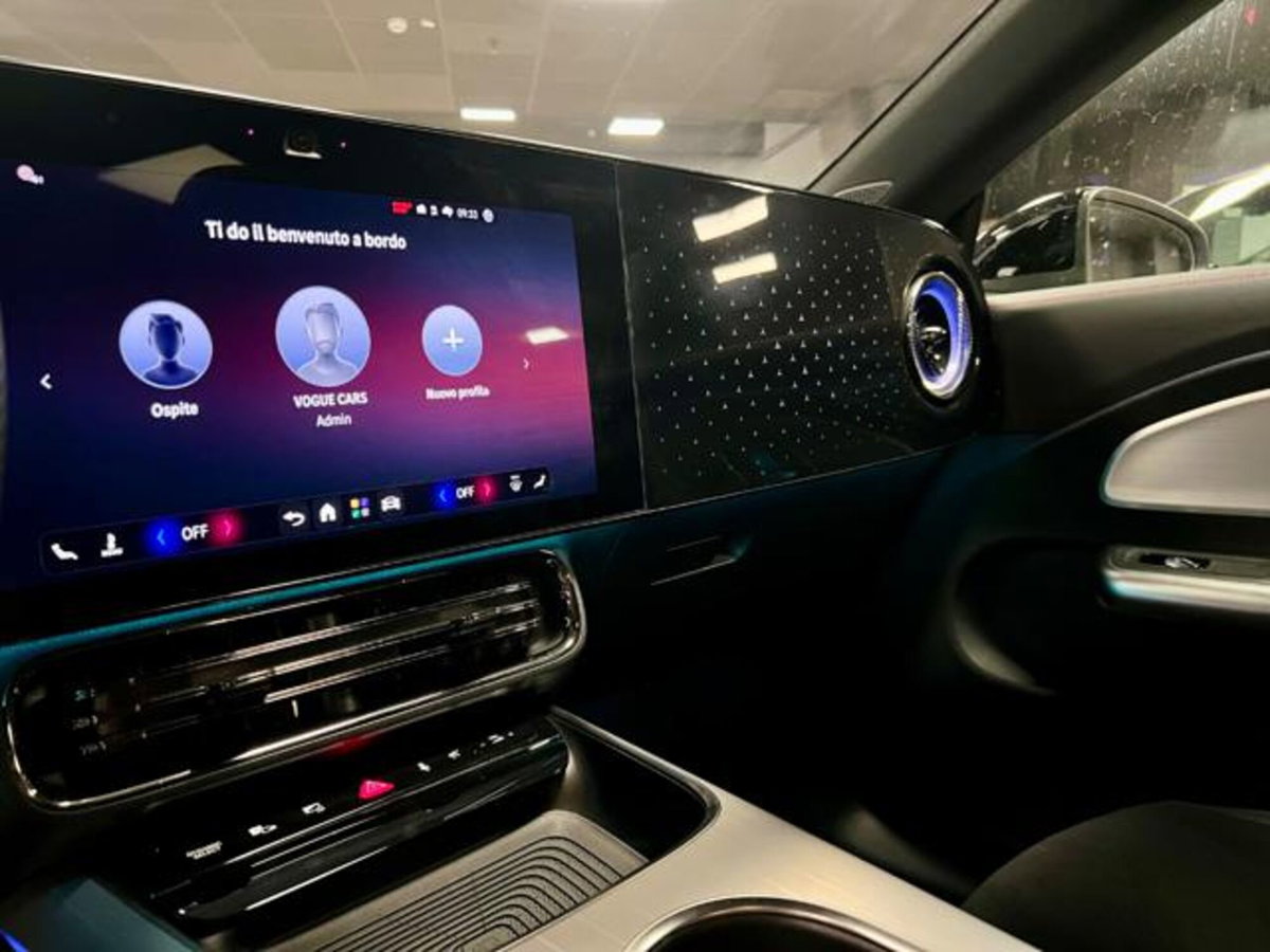 Mercedes-Benz CLA 200 Automatic Premium (14)