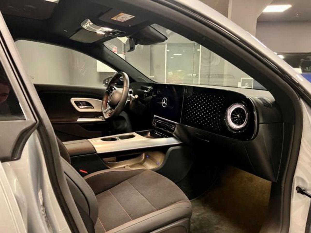 Mercedes-Benz CLA 200 Automatic Premium (6)