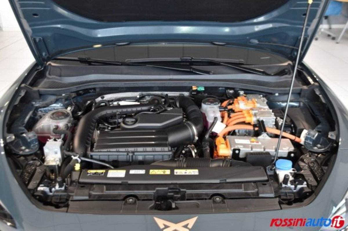 Cupra Leon Station Wagon Leon Sportstourer 1.5 hybrid 150cv dsg (17)