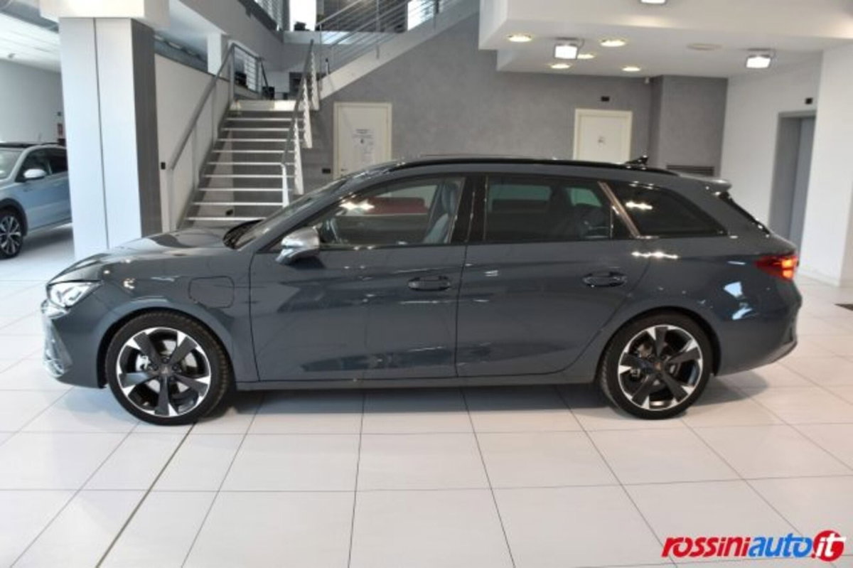 Cupra Leon Station Wagon Leon Sportstourer 1.5 hybrid 150cv dsg (2)