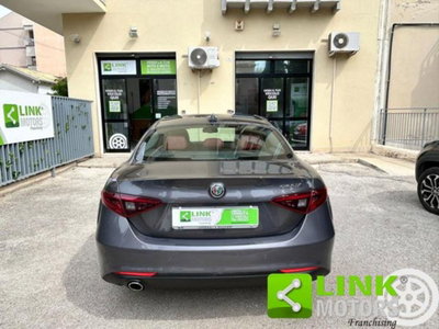 Alfa Romeo Giulia 2.2 Turbodiesel 180 CV AT8 Super (9)