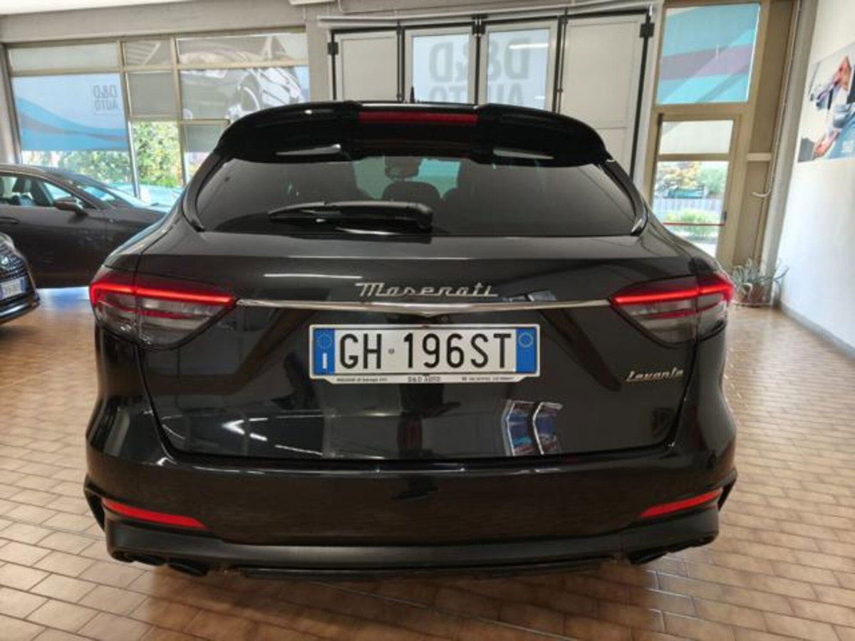 Maserati Levante Levante MHEV 330 CV AWD GT (10)
