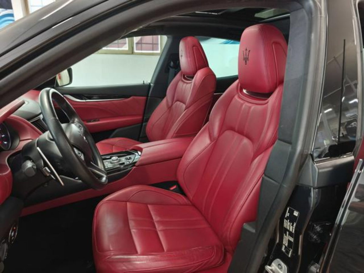 Maserati Levante Levante MHEV 330 CV AWD GT (18)