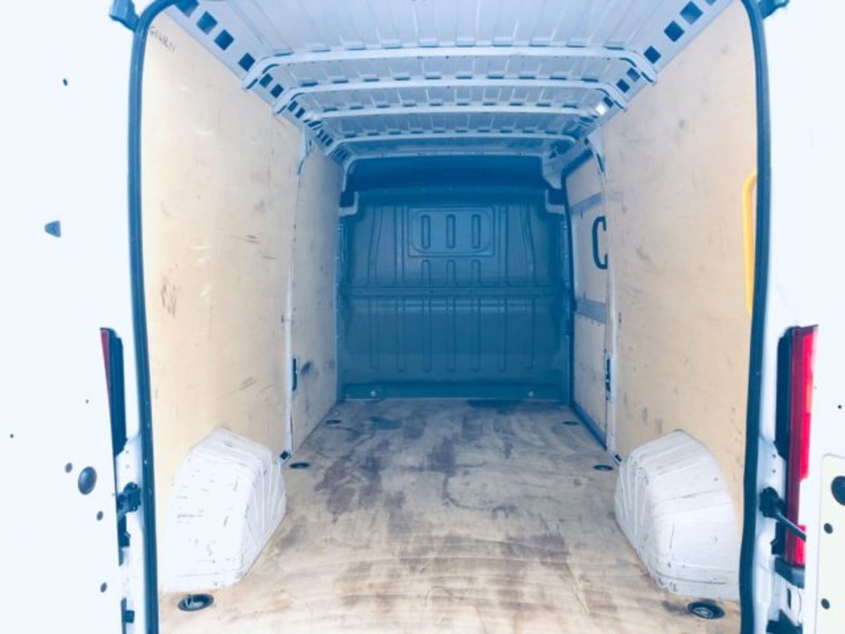 Peugeot Boxer Furgone 33 L3H2 2.2 diesel 140cv S&S (13)