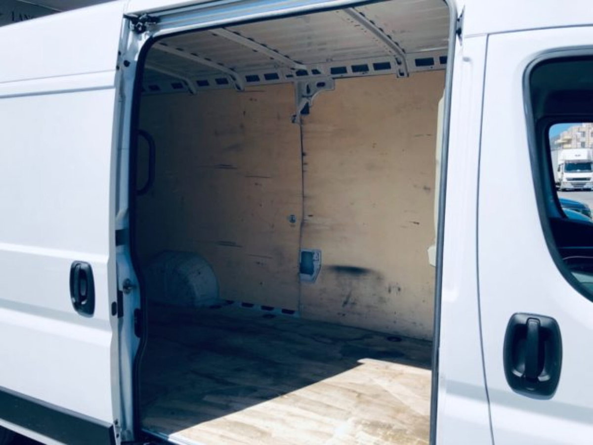 Peugeot Boxer Furgone 33 L3H2 2.2 diesel 140cv S&S (14)