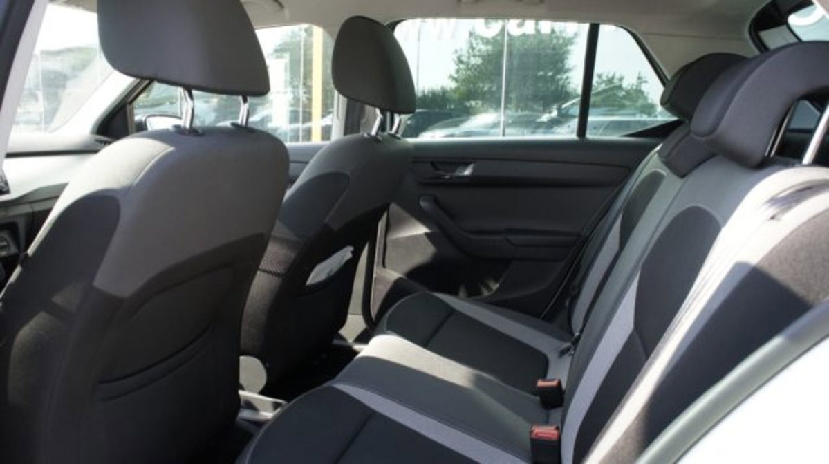 Skoda Fabia 1.0 MPI 75 CV Ambition (10)
