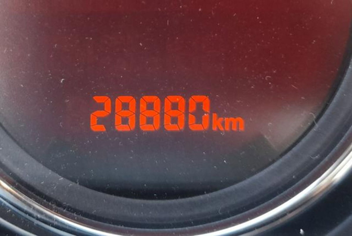 Fiat 500 1.0 Hybrid Club (13)