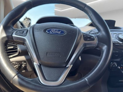 Ford EcoSport 1.5 TDCi 95 CV Titanium S (10)