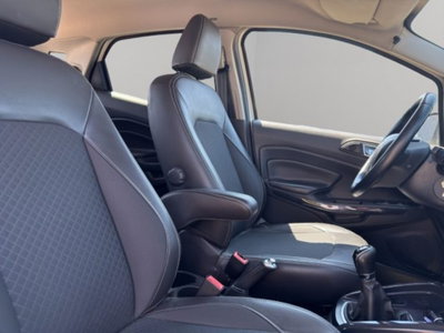Ford EcoSport 1.5 TDCi 95 CV Titanium S (18)