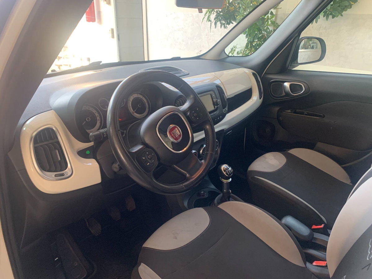 Fiat 500L 0.9 TwinAir Turbo Natural Power Lounge (4)