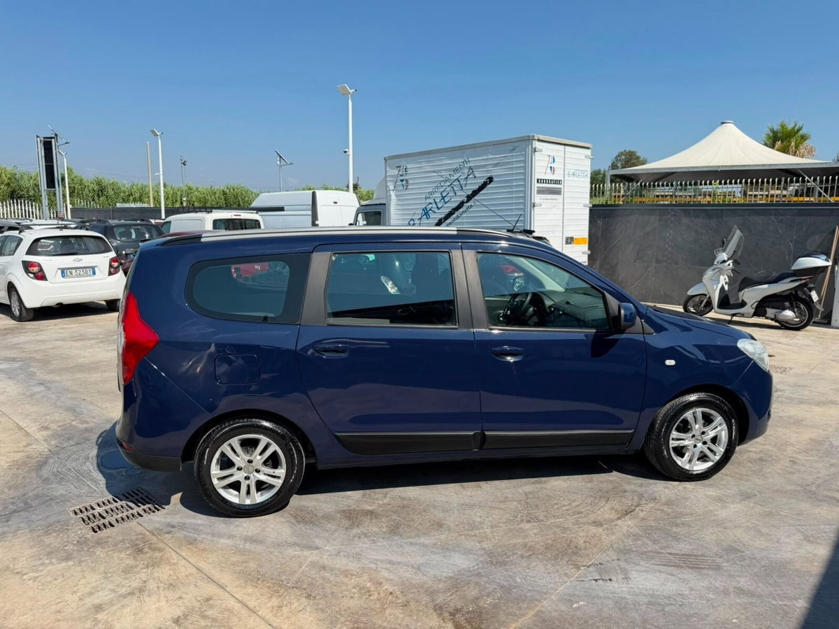 Dacia Lodgy 1.6 100CV Start&Stop GPL 5 posti SS Lauréate Family (6)