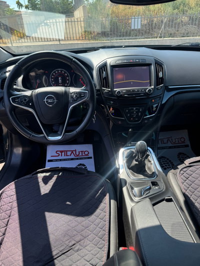 Opel Insignia Station Wagon CDTI 140CV Ecopower 104gr. Sports Cosmo (10)