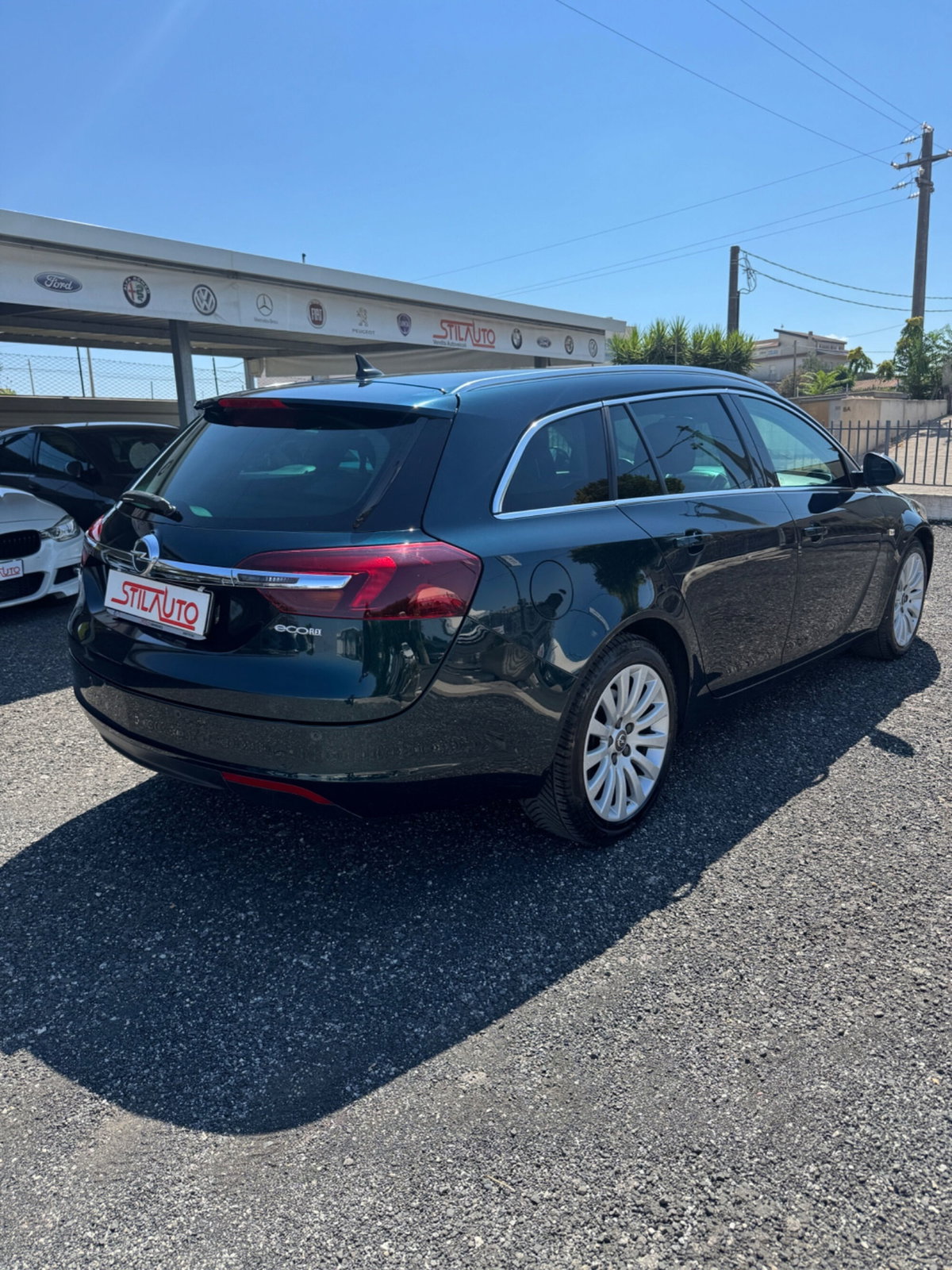 Opel Insignia Station Wagon CDTI 140CV Ecopower 104gr. Sports Cosmo (2)