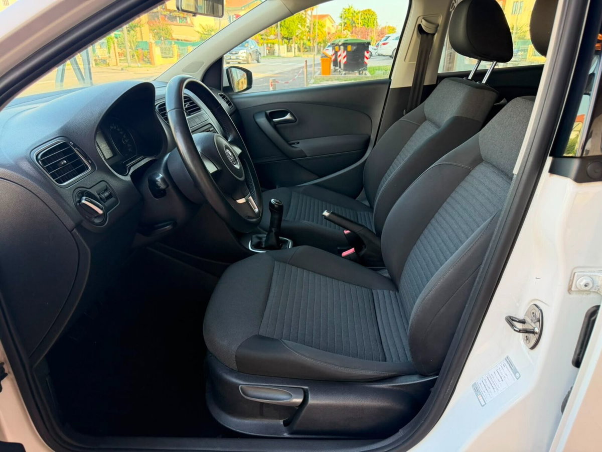 Volkswagen Polo 1.2 70 CV 5p. Comfortline (10)