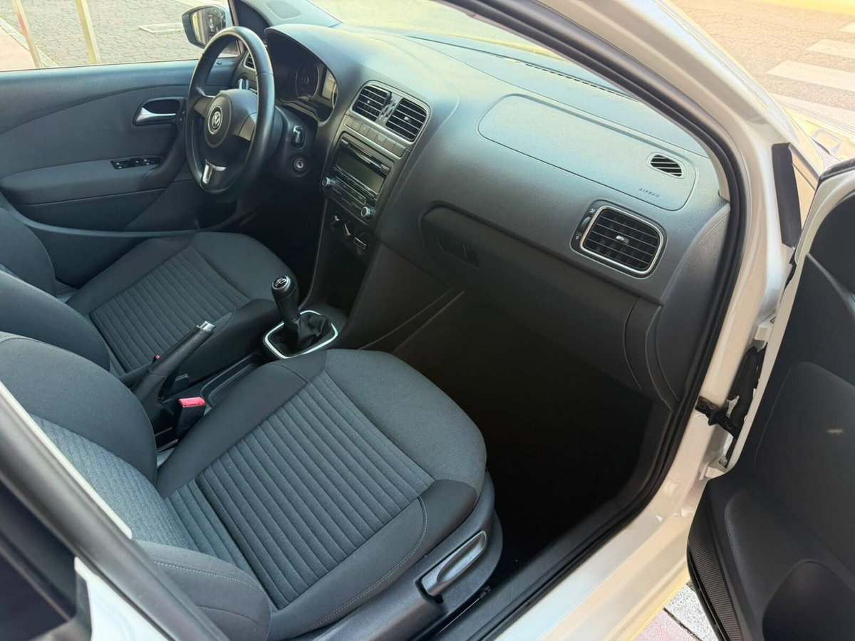 Volkswagen Polo 1.2 70 CV 5p. Comfortline (11)