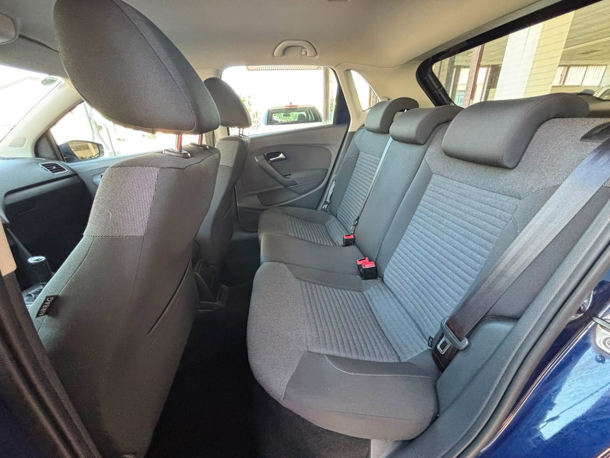 Volkswagen Polo 1.2 70 CV 5p. Comfortline (13)