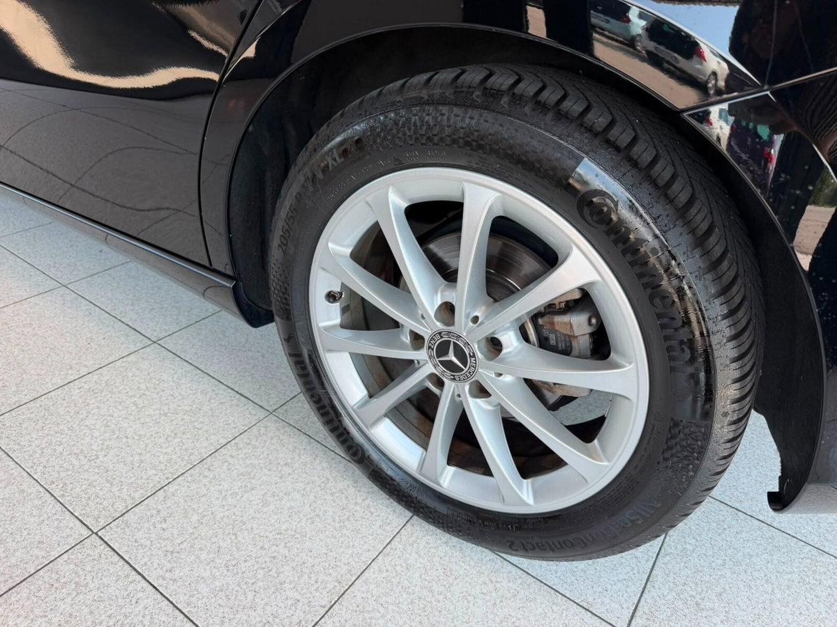 Mercedes-Benz Classe A 180 d Automatic Executive (10)