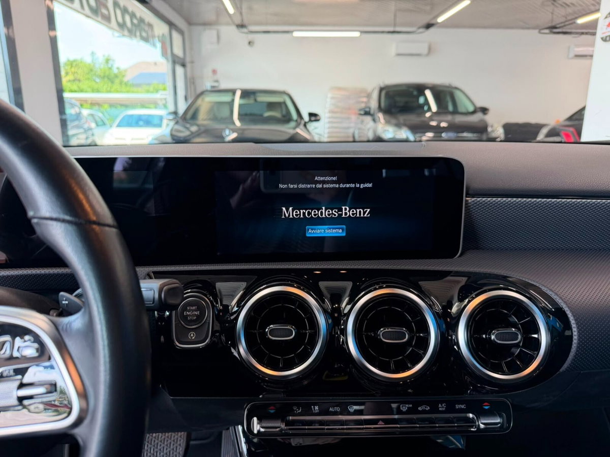 Mercedes-Benz Classe A 180 d Automatic Executive (15)