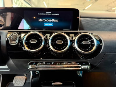 Mercedes-Benz Classe A 180 d Automatic Executive (19)