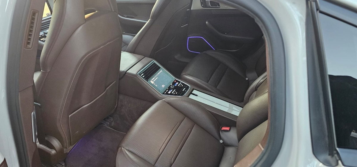 Porsche Panamera 4.0 Turbo Executive (6)