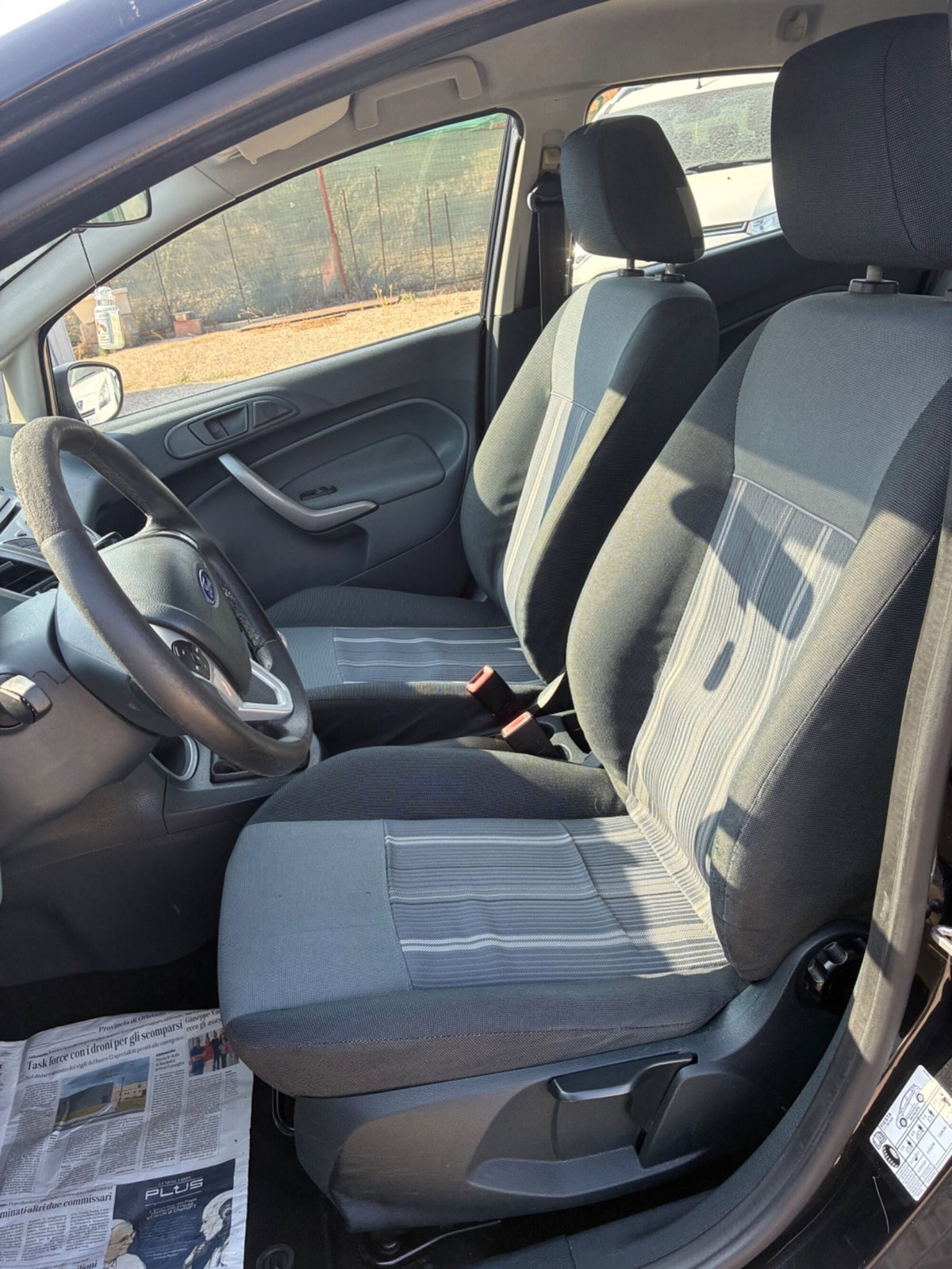 Ford Fiesta 1.4 TDCi 5p. Titanium (8)