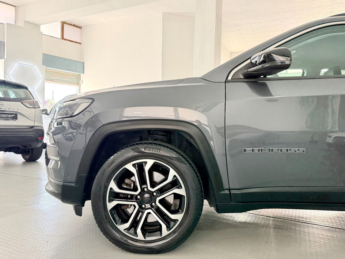Jeep Compass 1.3 T4 190CV PHEV AT6 4xe Limited (13)
