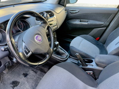 Fiat Bravo 1.9 MJT 120 CV Emotion (7)