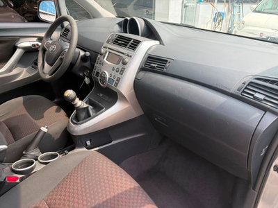 Toyota Verso 1.6 Sol 7 posti (11)