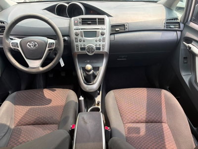 Toyota Verso 1.6 Sol 7 posti (13)