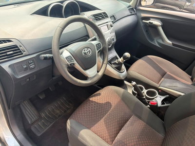 Toyota Verso 1.6 Sol 7 posti (8)