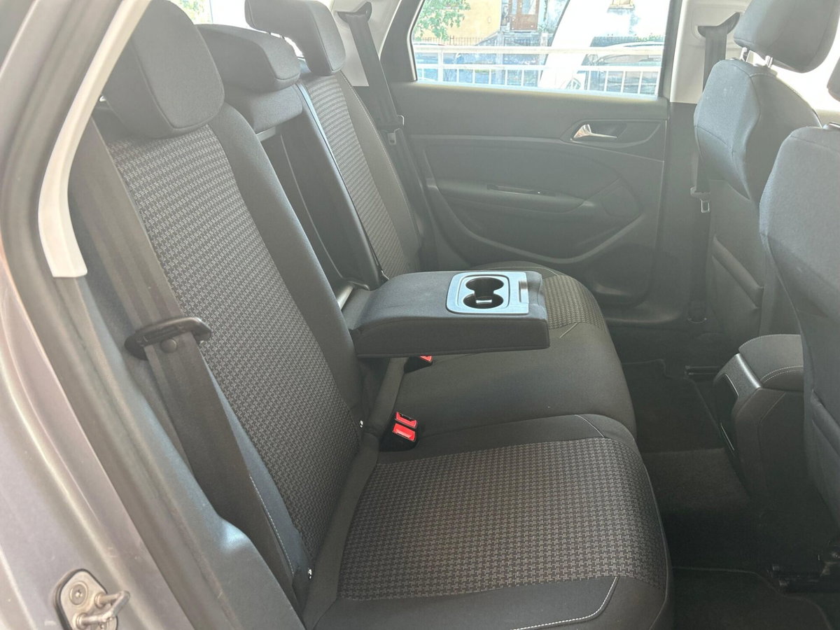 Peugeot 308 SW BlueHDi 120 S&S Business (13)