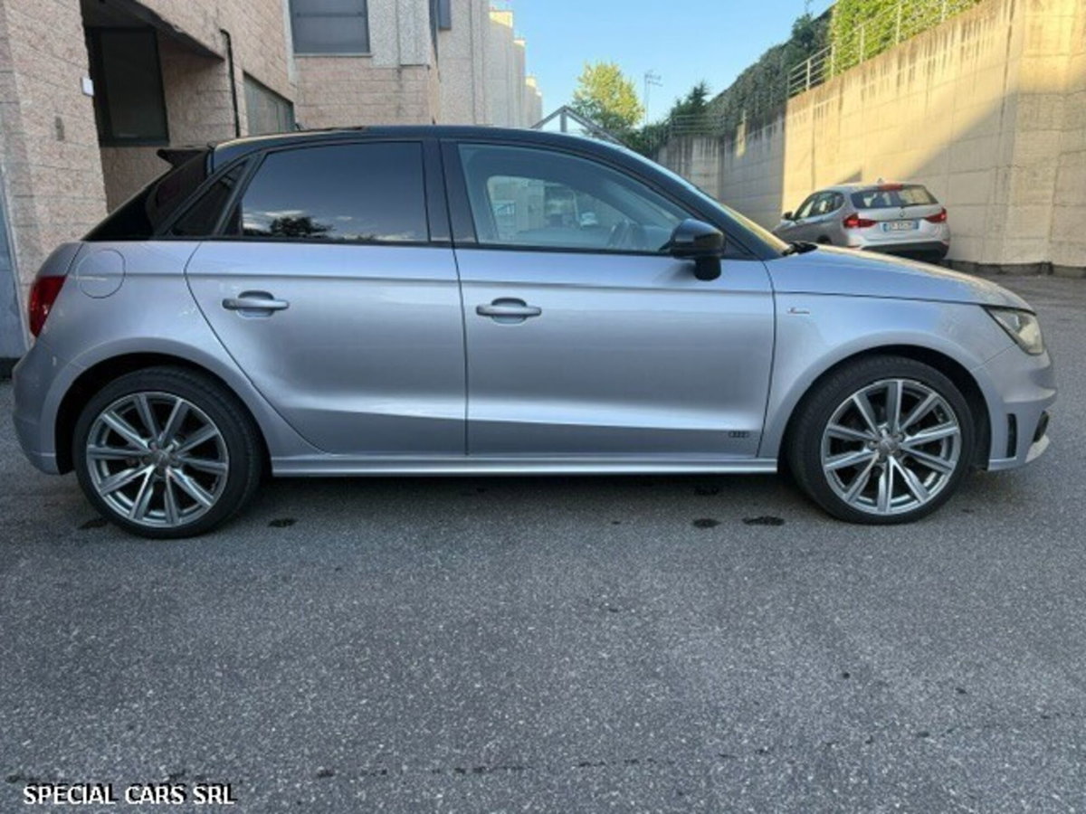 Audi A1 Sportback 1.6 TDI S tronic Admired (5)