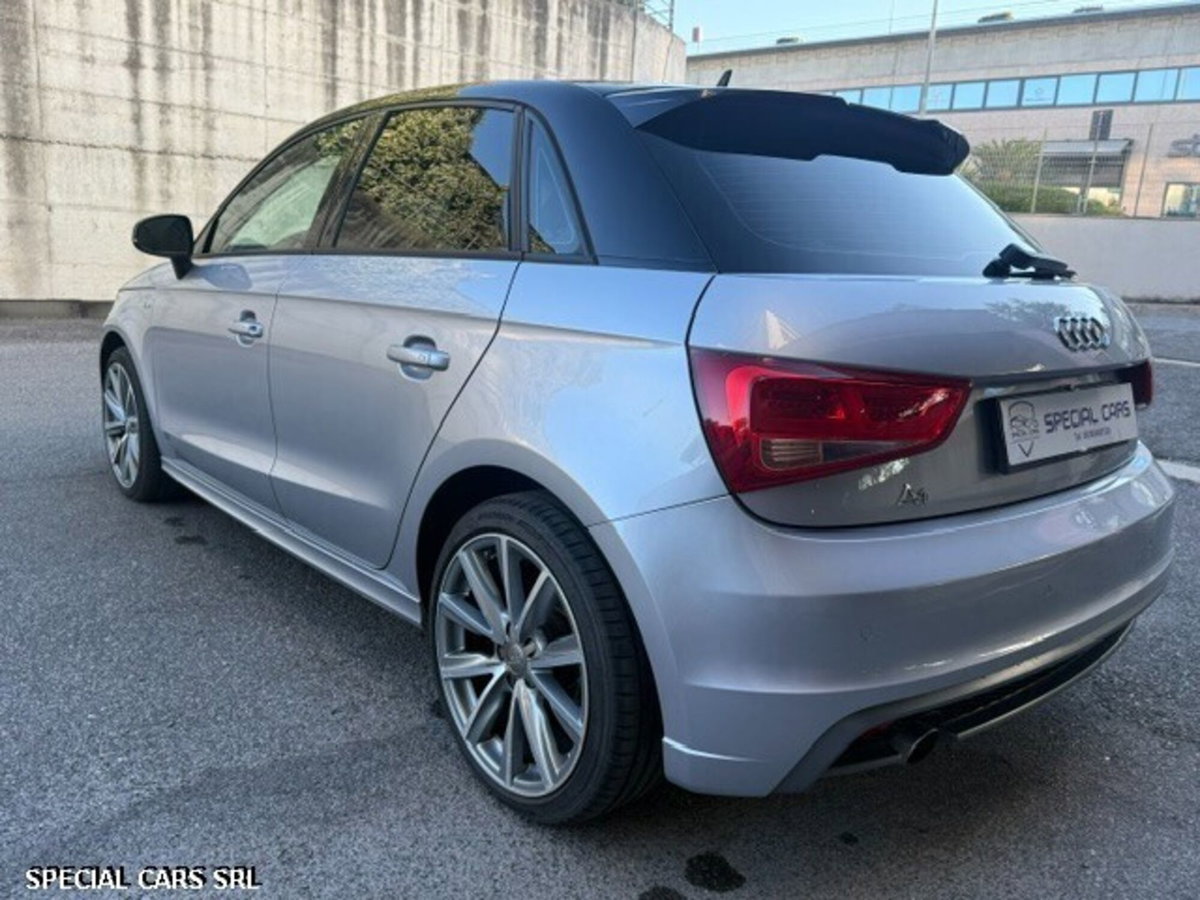 Audi A1 Sportback 1.6 TDI S tronic Admired (7)