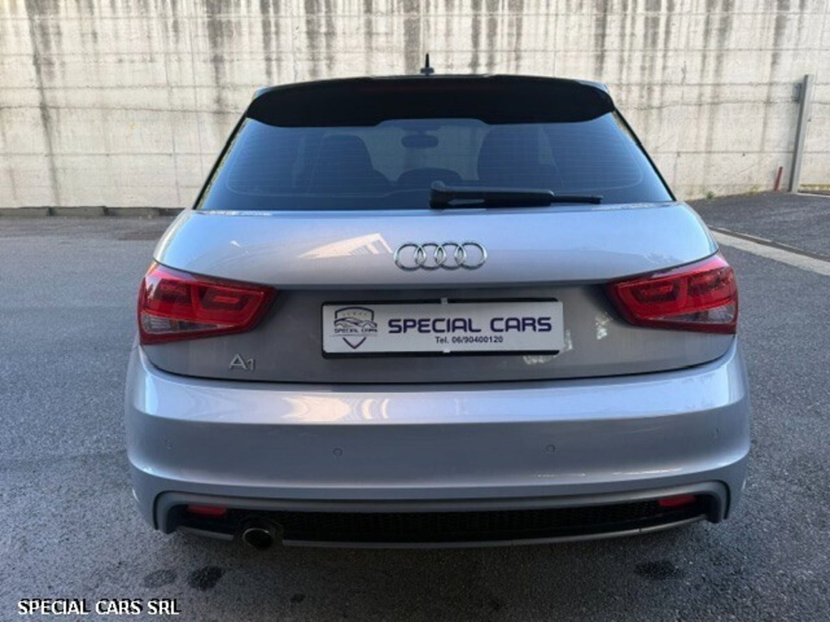 Audi A1 Sportback 1.6 TDI S tronic Admired (8)