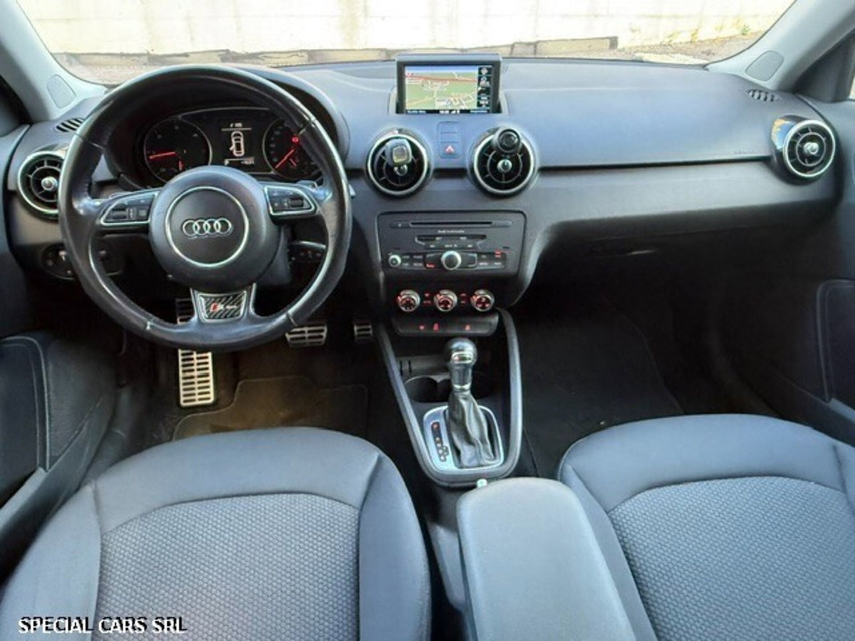 Audi A1 Sportback 1.6 TDI S tronic Admired (9)