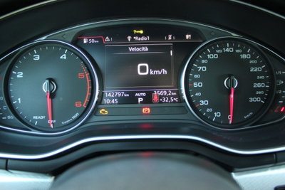 Audi A4 2.0 TDI 150 CV ultra S tronic Business Sport (14)